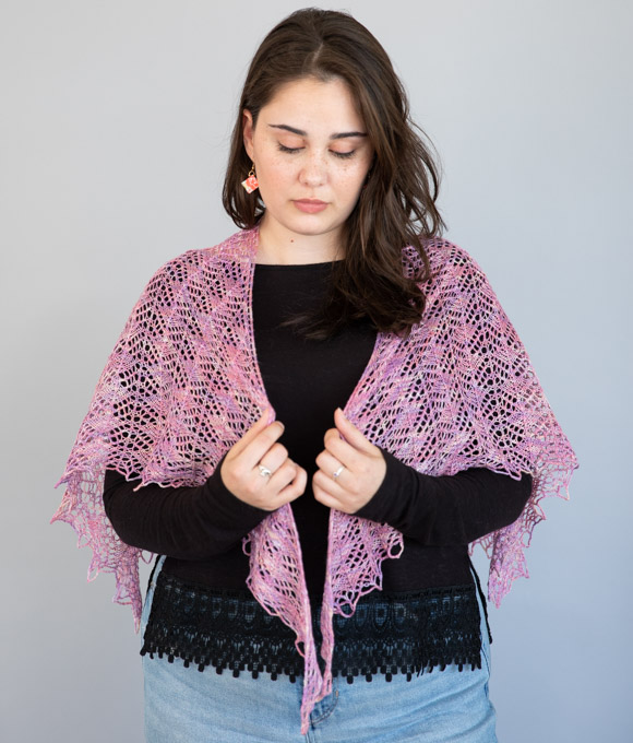 Horizon Line lace shawl knitting pattern by Tabetha Hedrick